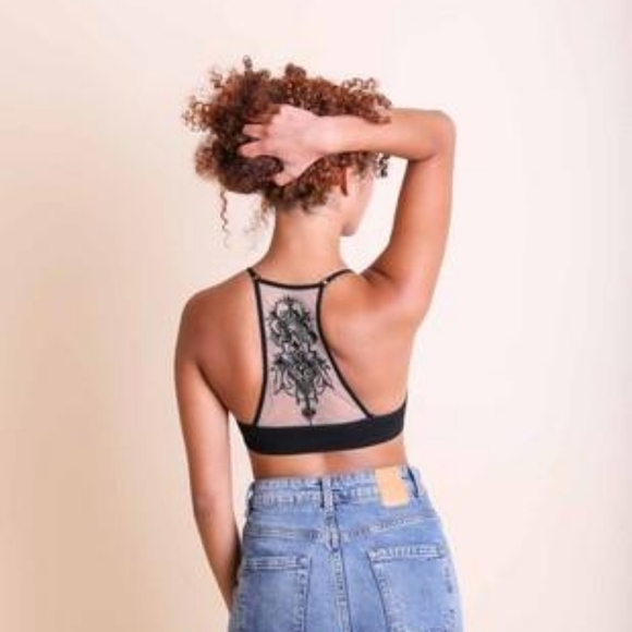 Trïbe Black Mandala Tattoo Mesh Racerback Bralette Size M/L NWT - Picture 3 of 3